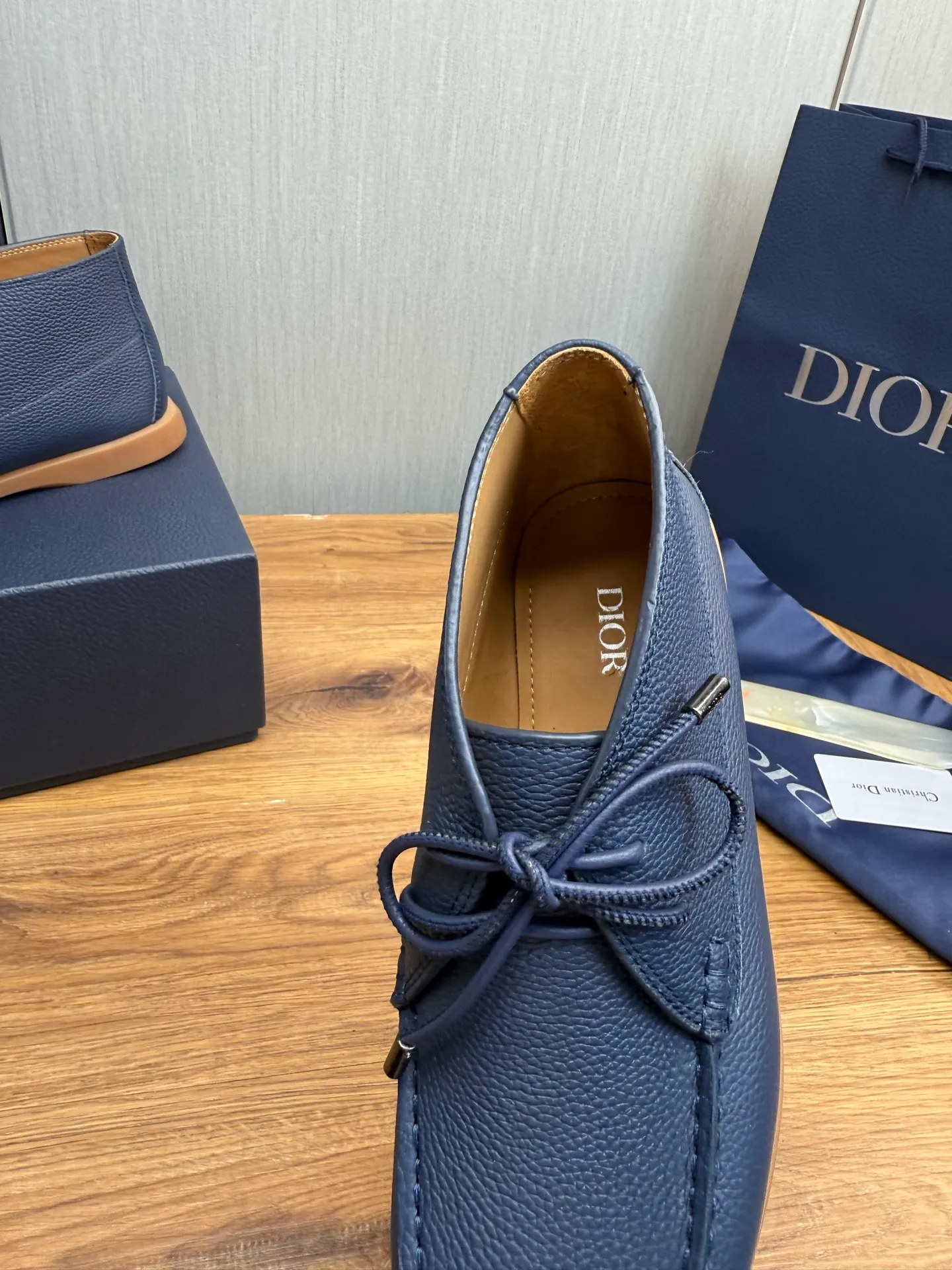 Factory price 620💰 [Dior] Men’s official website na hot sale🔥Imported cowhide + cowhide lining. Original rubber wear-resistant outsole. High quality shipment ⬆️Code number 38-44, (45 customized)